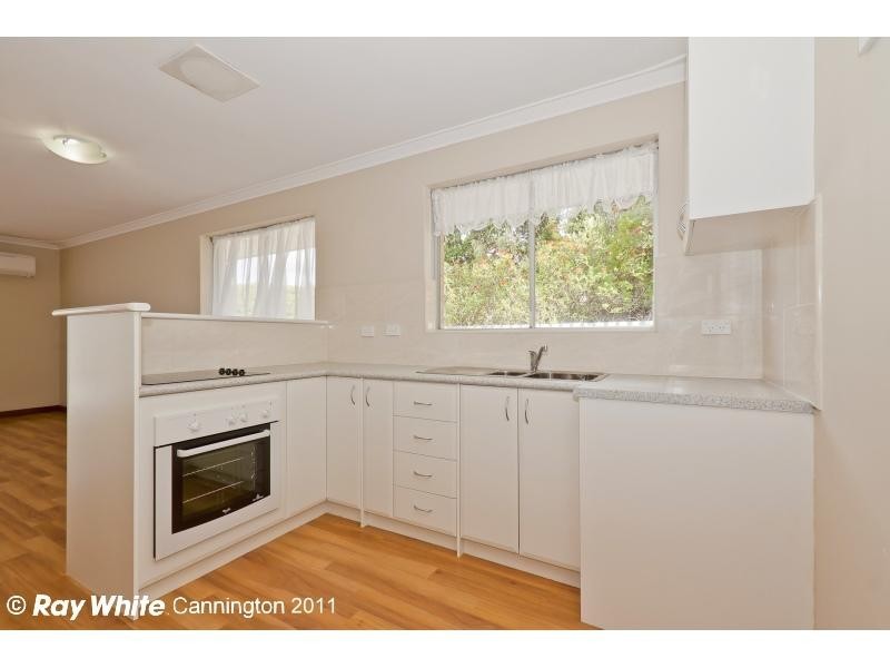 27b Temby Street, Beckenham WA 6107