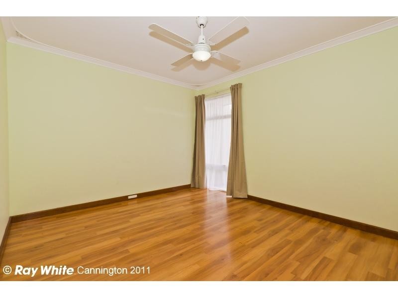 27b Temby Street, Beckenham WA 6107