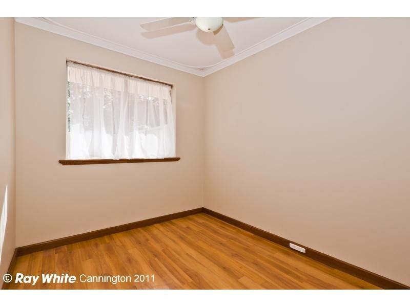 27b Temby Street, Beckenham WA 6107