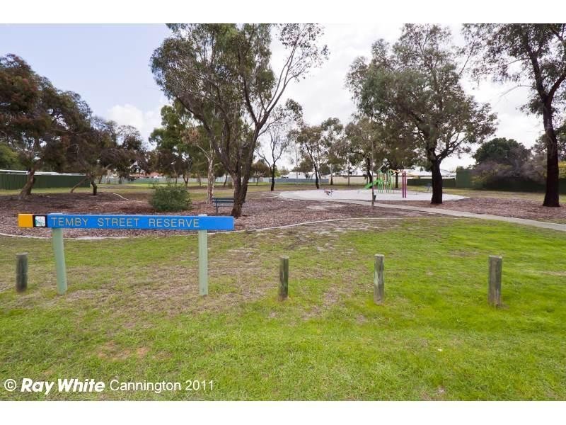 27b Temby Street, Beckenham WA 6107