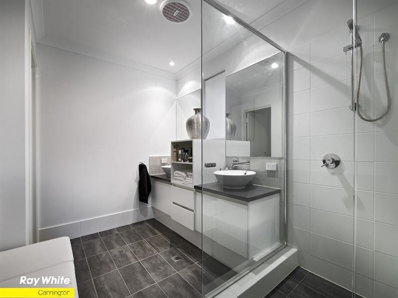 3/8 Mason Street, Cannington WA 6107