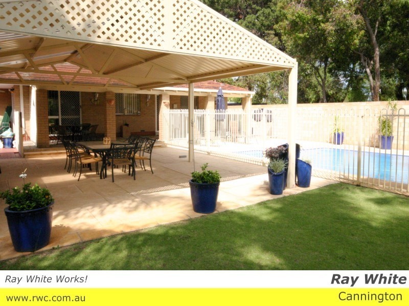 27 Lowth Road, Beckenham WA 6107