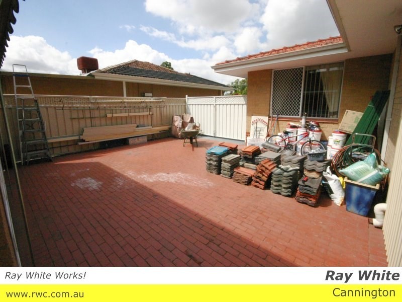 27 Lowth Road, Beckenham WA 6107