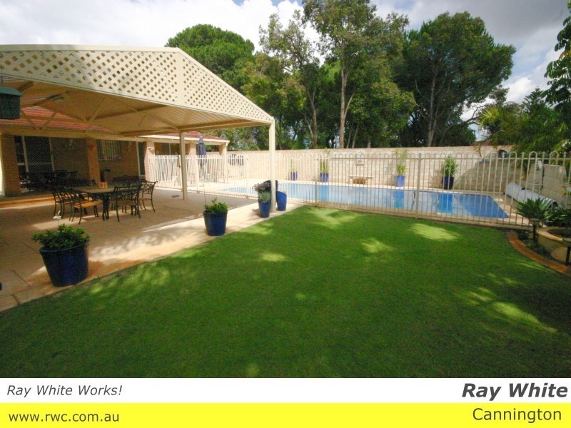 27 Lowth Road, Beckenham WA 6107