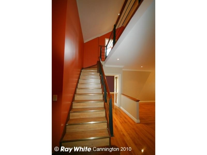 16 Klem Avenue, Salter Point WA 6152