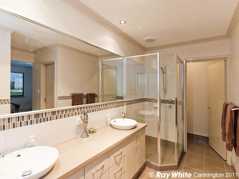 18 Harlequin Pass, Southern River WA 6110