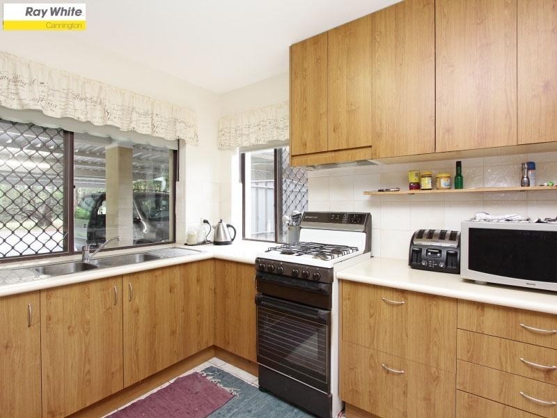 52 Marriamup Street, Cannington WA 6107