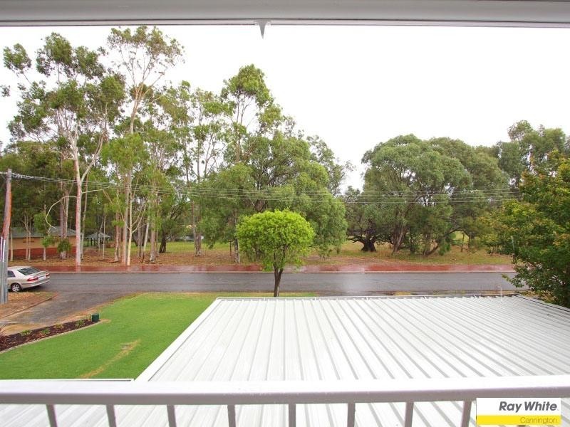52 Marriamup Street, Cannington WA 6107