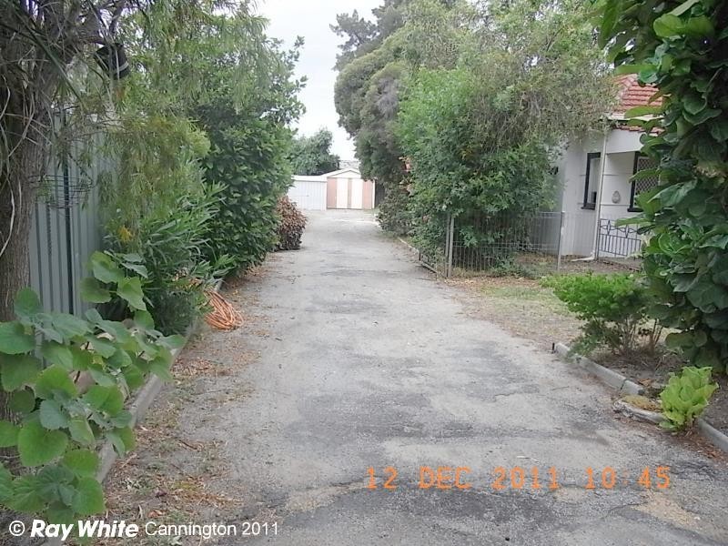 31 Fitzroy Street, Queens Park WA 6107