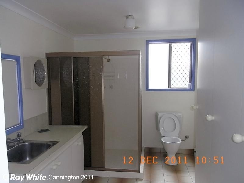 31 Fitzroy Street, Queens Park WA 6107