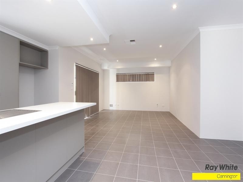 2 Hooson Way, Wilson WA 6107