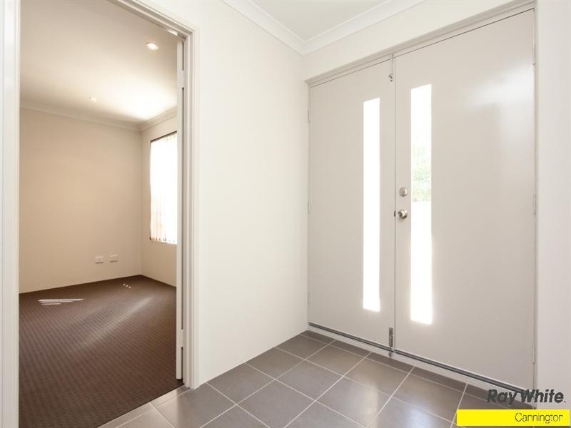 2 Hooson Way, Wilson WA 6107