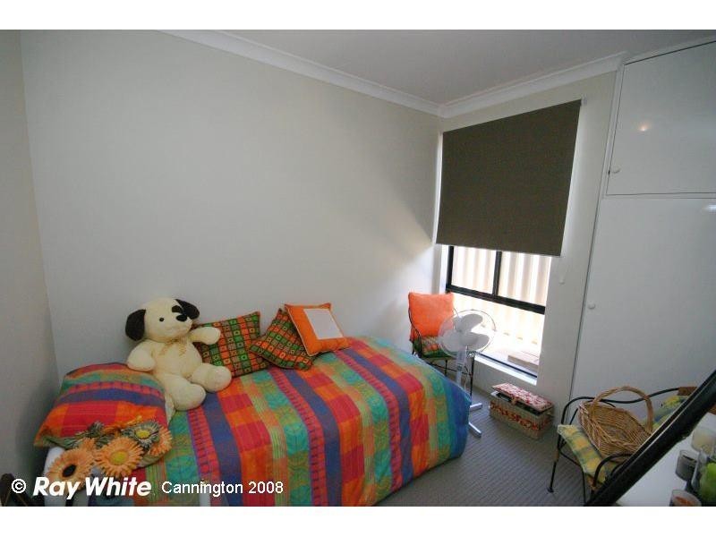 12 Walton Street, Queens Park WA 6107