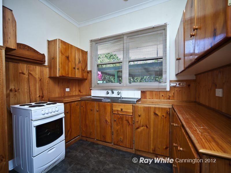 13 Coulson Street, Wilson WA 6107