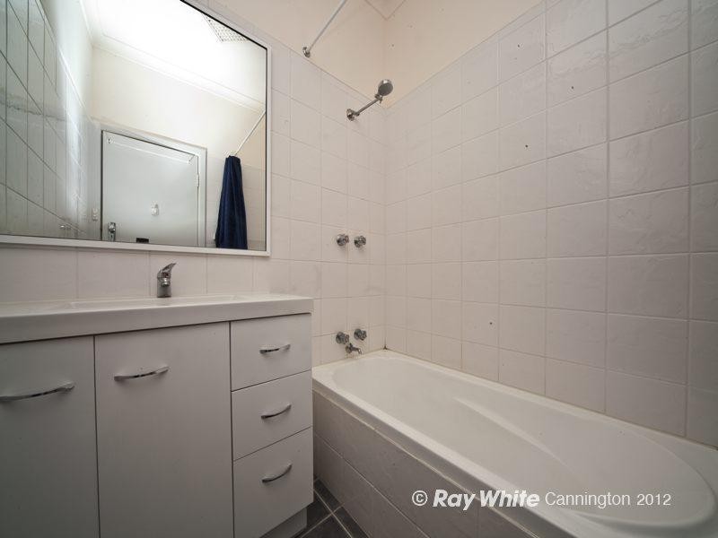 13 Coulson Street, Wilson WA 6107