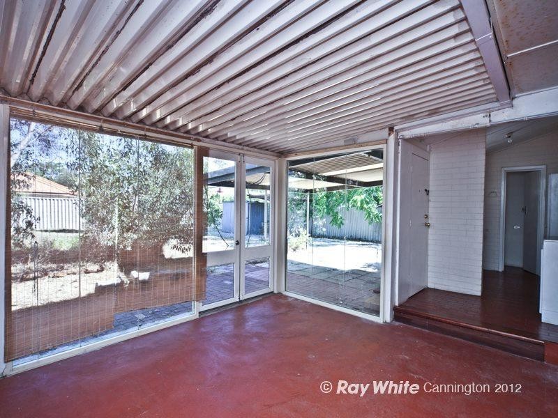 13 Coulson Street, Wilson WA 6107