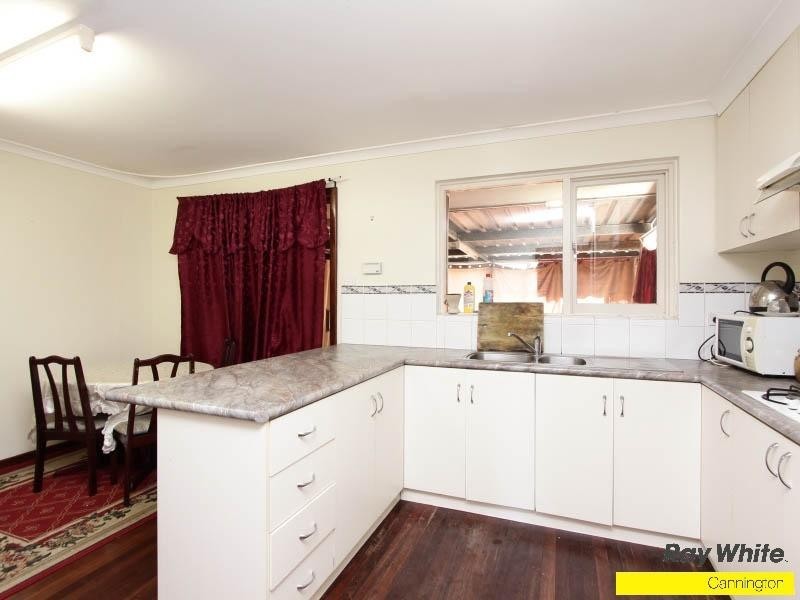 36 Brixton Street, Beckenham WA 6107
