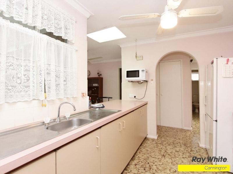 32 Elkhorn Street, East Cannington WA 6107