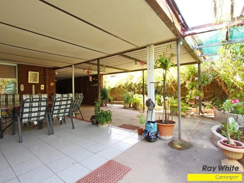 32 Elkhorn Street, East Cannington WA 6107