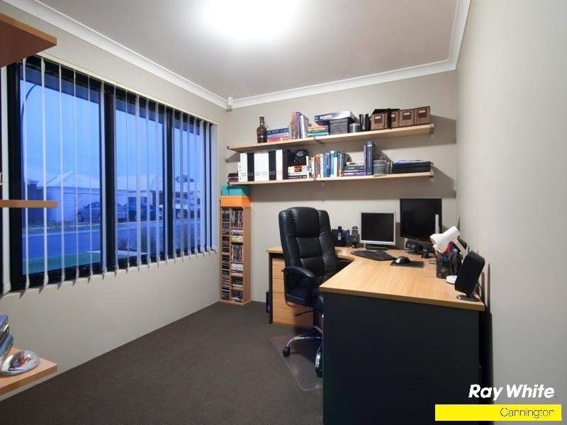 3 Sachem Bend, Piara Waters WA 6112