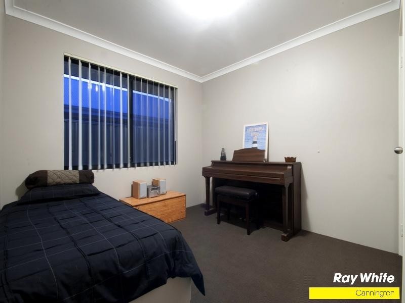 3 Sachem Bend, Piara Waters WA 6112