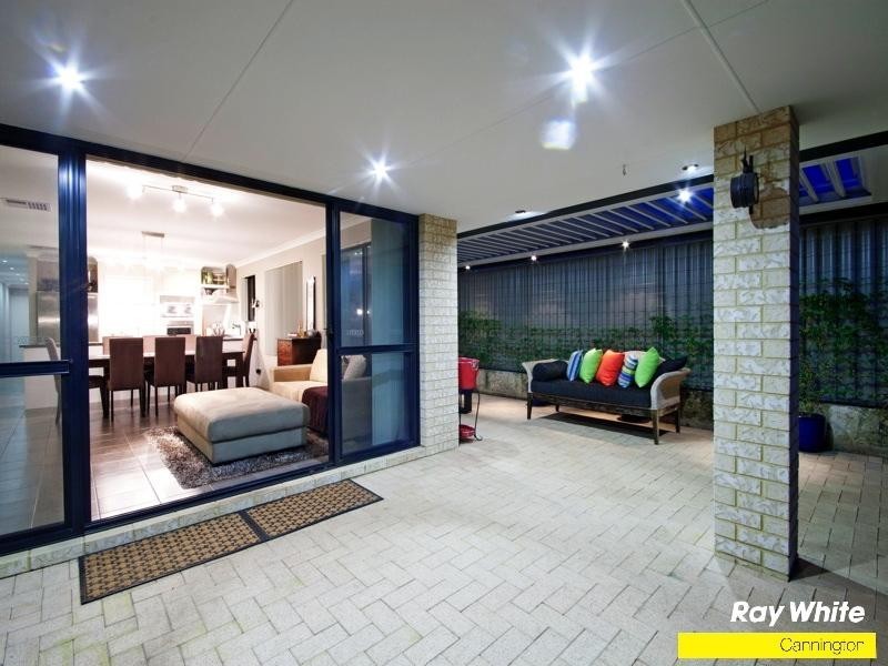 3 Sachem Bend, Piara Waters WA 6112