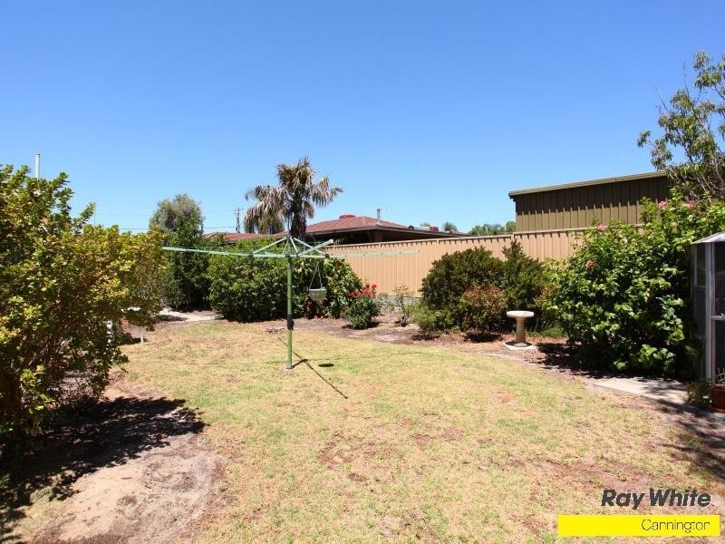 10 Fitzroy Street, Queens Park WA 6107
