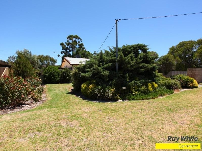 10 Fitzroy Street, Queens Park WA 6107