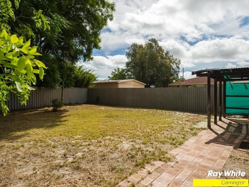 29 Braibrise Road, Wilson WA 6107