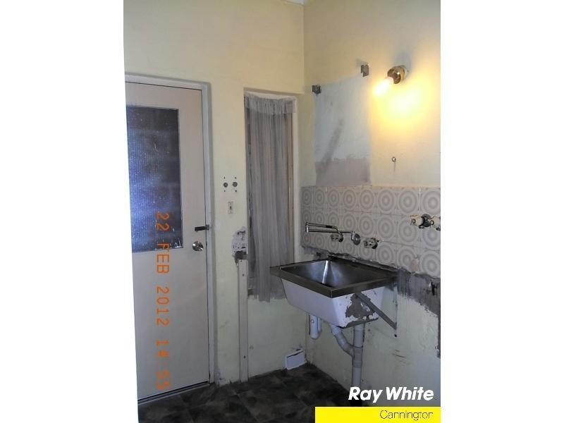 7b Luyer Avenue, East Cannington WA 6107