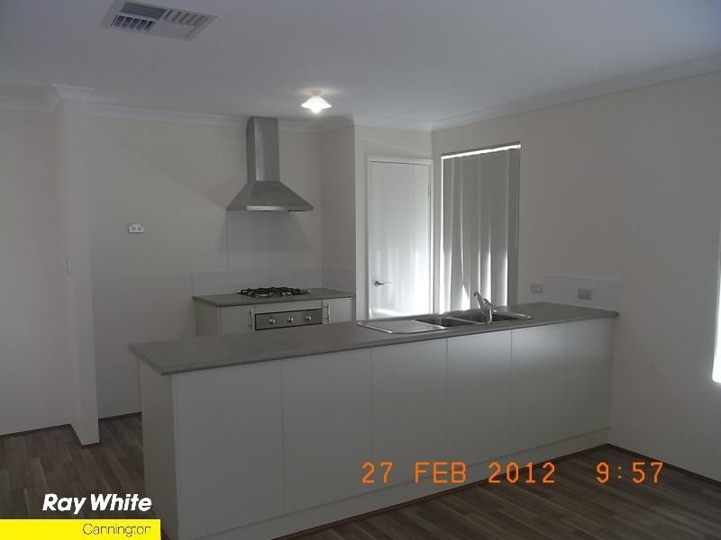 19A Hartfield Street, Queens Park WA 6107