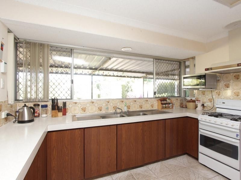 8 Meda Court, Gosnells WA 6110