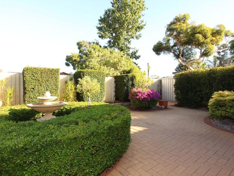 8 Meda Court, Gosnells WA 6110