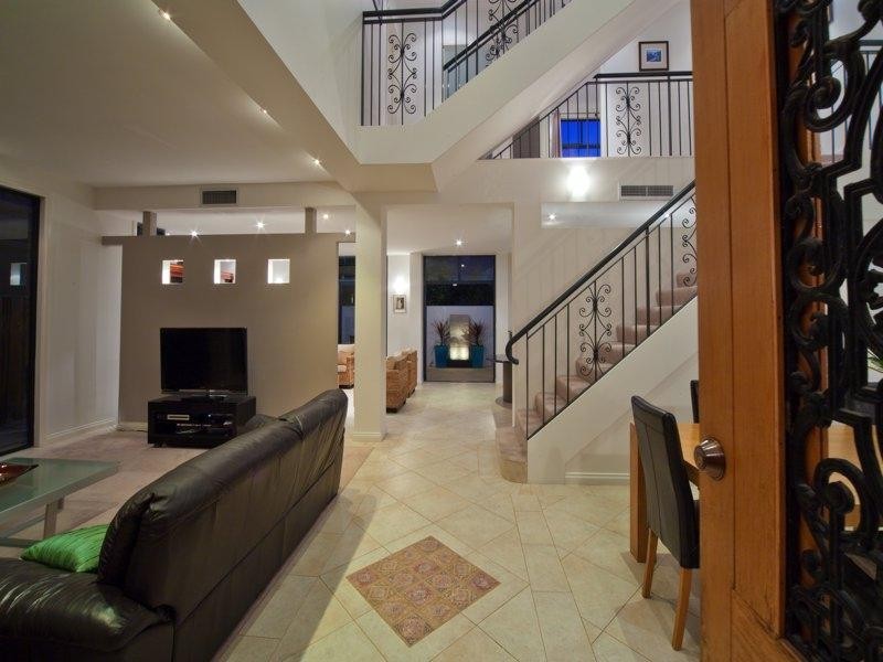 2/116 Matheson Road, Applecross WA 6153