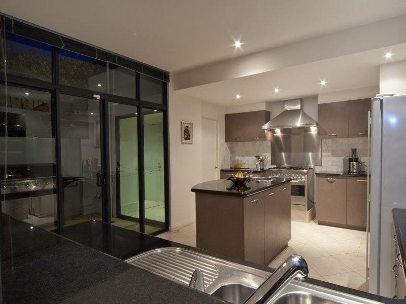 2/116 Matheson Road, Applecross WA 6153