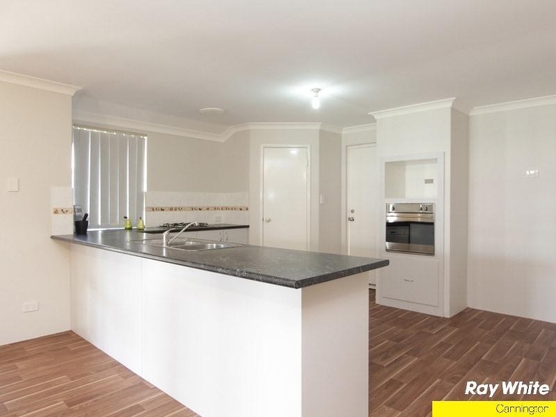 72 Tarradee Circuit, Thornlie WA 6108