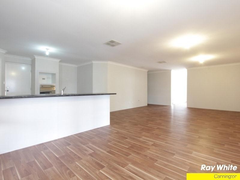 72 Tarradee Circuit, Thornlie WA 6108