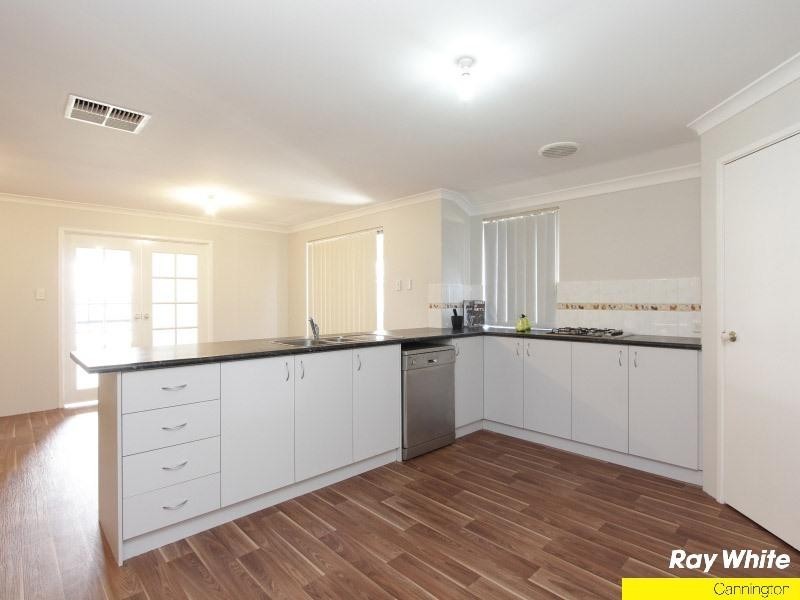 72 Tarradee Circuit, Thornlie WA 6108