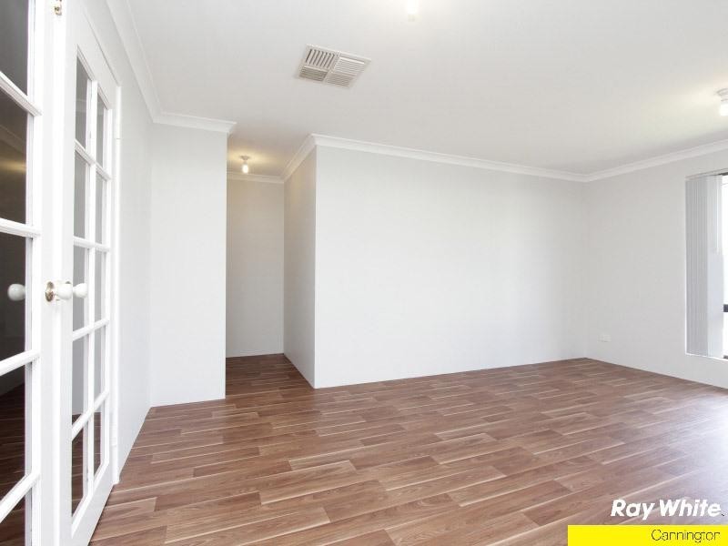 72 Tarradee Circuit, Thornlie WA 6108