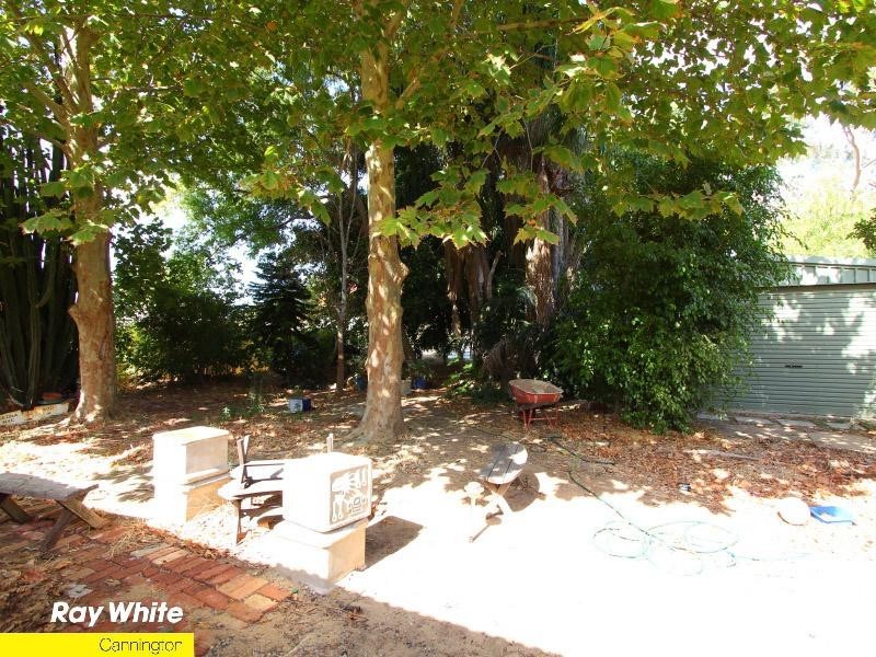 136 Lacey Street, Beckenham WA 6107