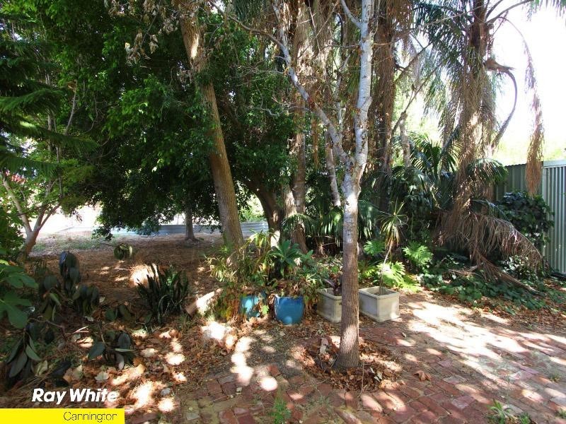 136 Lacey Street, Beckenham WA 6107