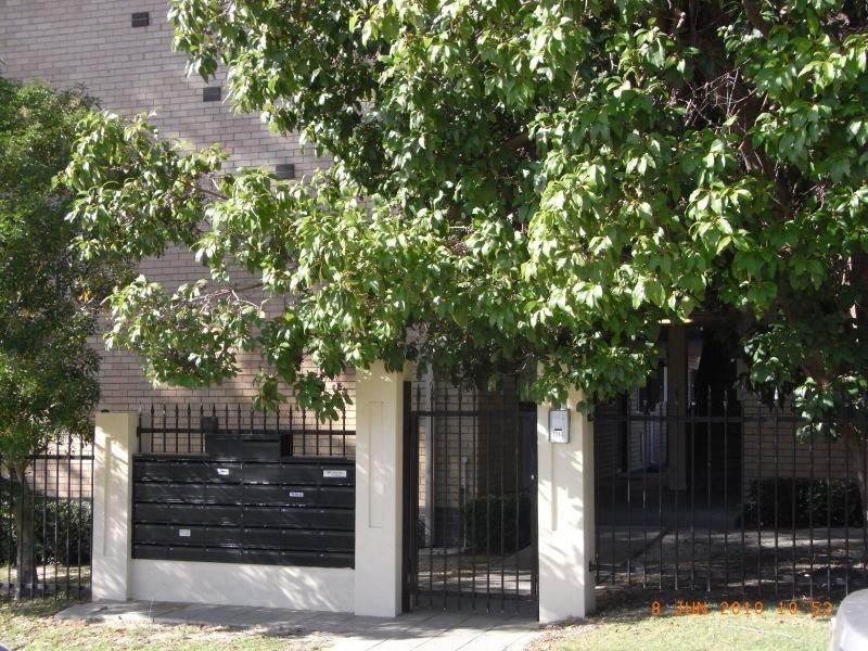 16/1041 Albany Highway, St James WA 6102