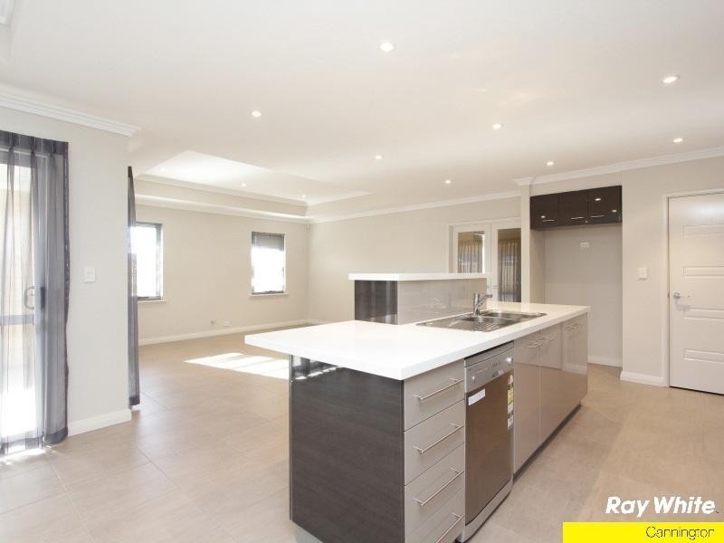 16 Rathlin Cove, Canning Vale WA 6155