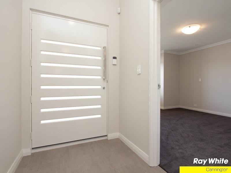 16 Rathlin Cove, Canning Vale WA 6155