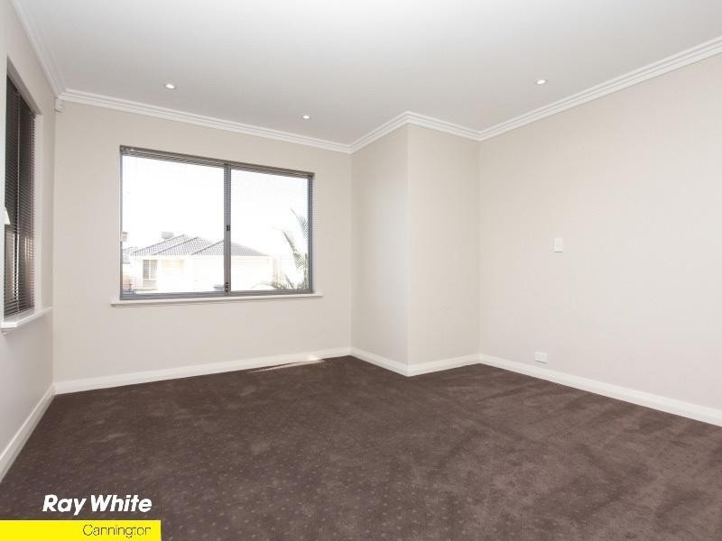 16 Rathlin Cove, Canning Vale WA 6155