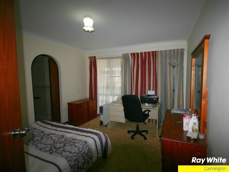 304 Railway Parade, East Cannington WA 6107