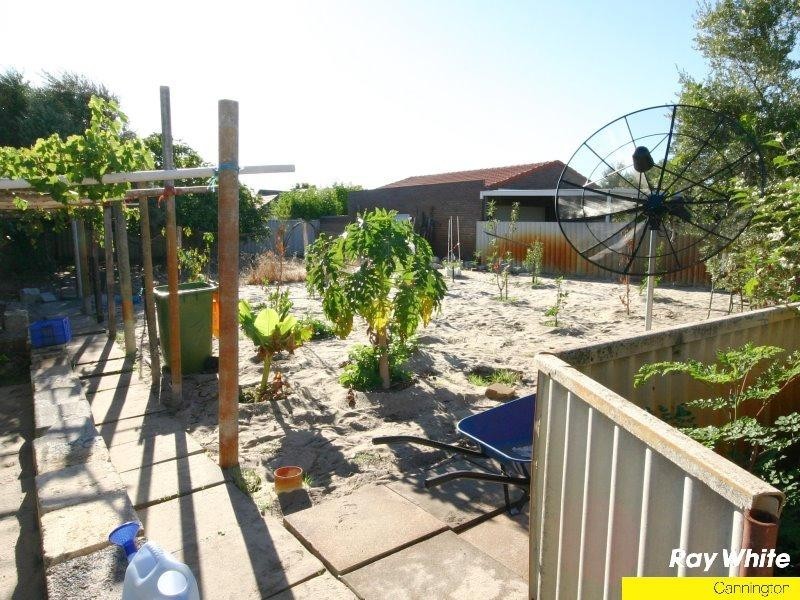 304 Railway Parade, East Cannington WA 6107