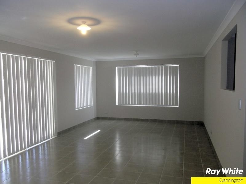 2/39 Russell Street, East Cannington WA 6107