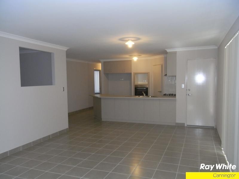 2/39 Russell Street, East Cannington WA 6107