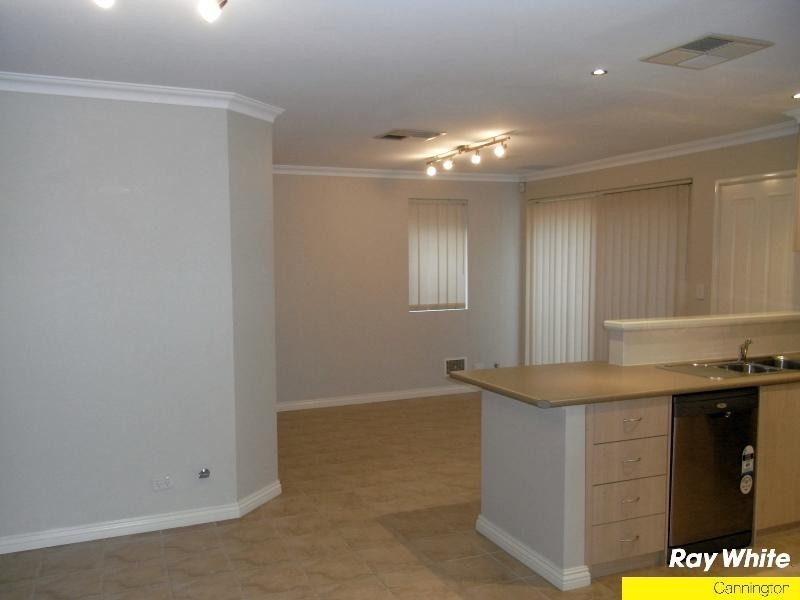 Unit 8/130 Ladywell Street, Beckenham WA 6107